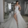 Свадебное платье полупрозрачное с открытыми плечами с 3 Д цветами. Модель Эк 11, фото 1